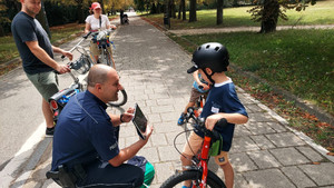 Śródmiejscy policjanci edukują w terenie w ramach „Mobilnej Profilaktyki”