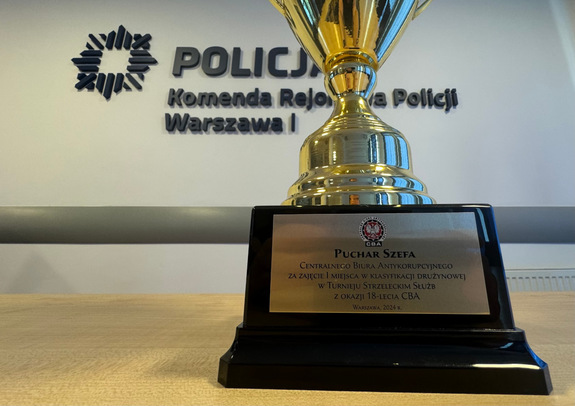 Puchar Szefa CBA w rękach strzeleckiej Reprezentacji Polskiej Policji