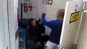 16-latek złamał ochroniarzowi kość czaszki i twarzoczaszki za butelkę alkoholu