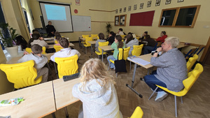 Zajęcia profilaktyczne ze śródmiejskim profilaktykiem i dzielnicową