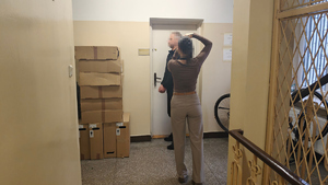 „Podróżowali” po Europie z detektorem urządzeń szpiegowskich i sprzętem hakerskim