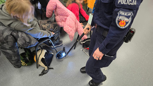 Wspólne działania śródmiejskiej Policji z KPP Metro na rzecz bezpieczeństwa najmłodszych