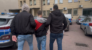 "Naznaczyli" młodego kibica symbolem swojej drużyny - pseudokibice zatrzymani przez śródmiejskich policjantów