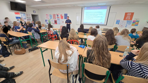 Śródmiejscy policjanci spotkali się z licealistami