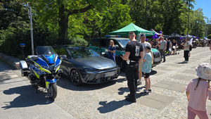 Policjanci z Wilczej na pikniku „Bezpieczne Śródmieście”