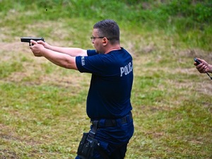 Kolejny tytuł śródmiejskiego policjanta zdobyty na międzynarodowych zawodach strzeleckich
