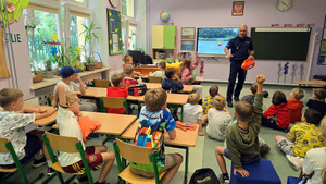 Bezpieczne wakacje z policjantami ze Śródmieścia